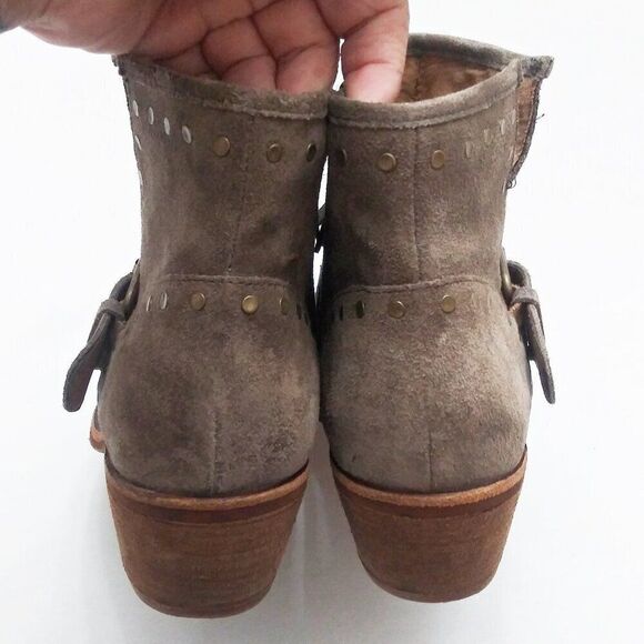 Söfft ALLENE Suede Moto Bootie Studs Buckles Side Zip Western Cowboy Boots Taupe - Picture 7 of 16